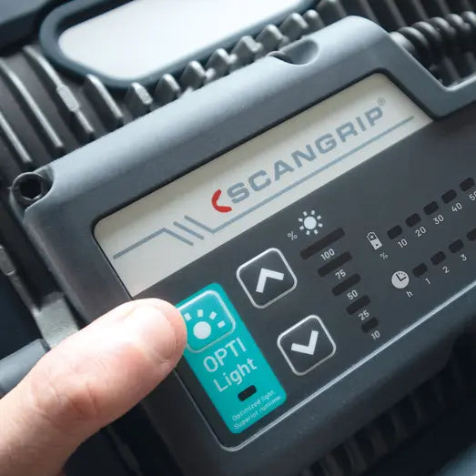 NEW - Scangrip Nova 4 C+R