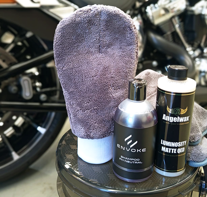 Premium Microfibre Wash Mitt Grey