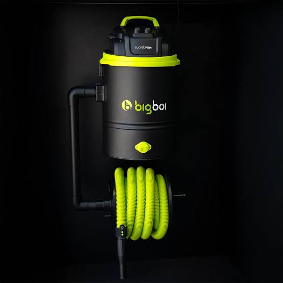 NEW- SUCKR PRO+ WALL MOUNTED SET