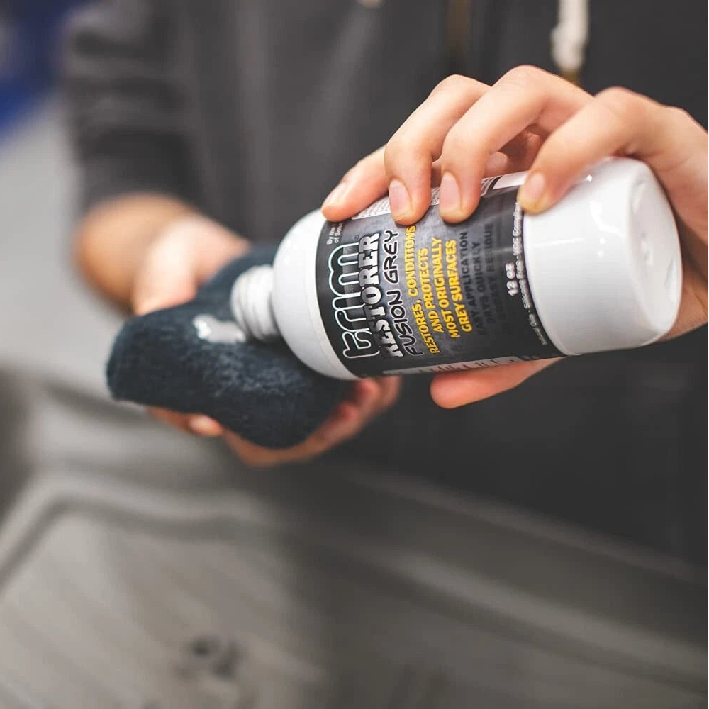Solution Finish Trim Restorer